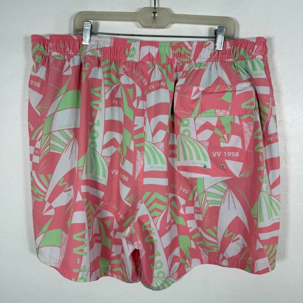 Vineyard Vines Swim Trunks Mens 3XB Big Pink‎ Lined Swimming Hawaiian Floral
